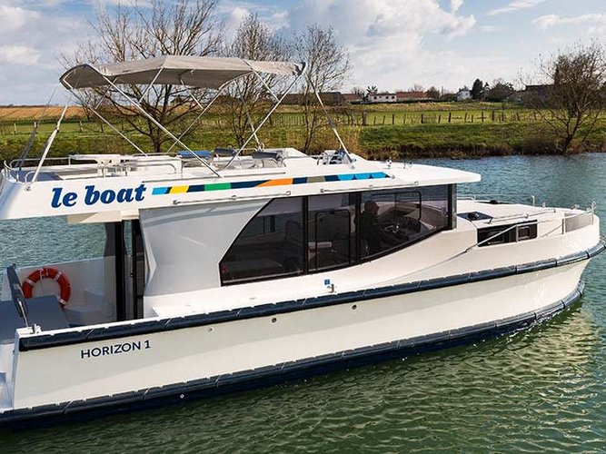 Charter this amazing  Horizon 1 in Casale Sul Sile, IT