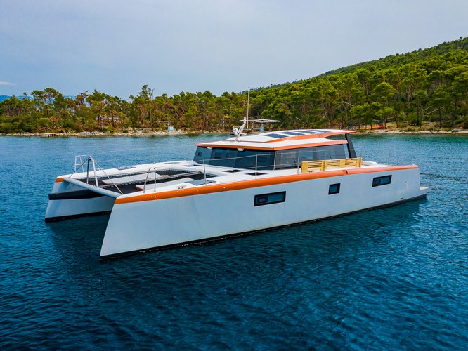 Discover Split in style boating on this motor boat rental