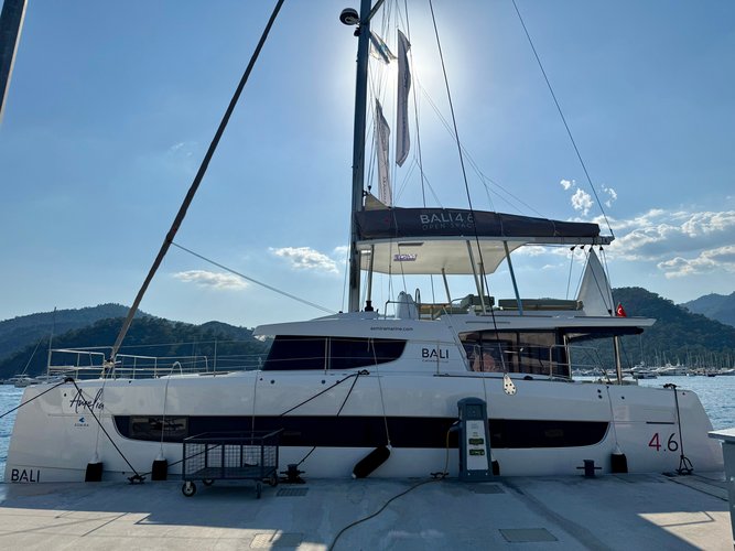 Enjoy luxury and comfort on this Bali Catamarans Bali 4.6 in Göcek