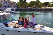 48' Luxury Yacht Charter