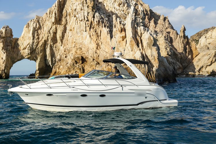 Los Cabos Yacht Private Charter – Snorkeling & Beach Adventure