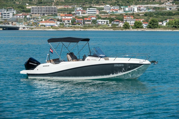 Great boat for private tour