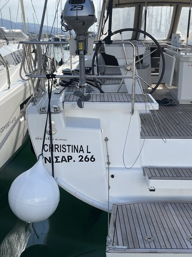 Unique experience on this beautiful Bénéteau Oceanis 46.1