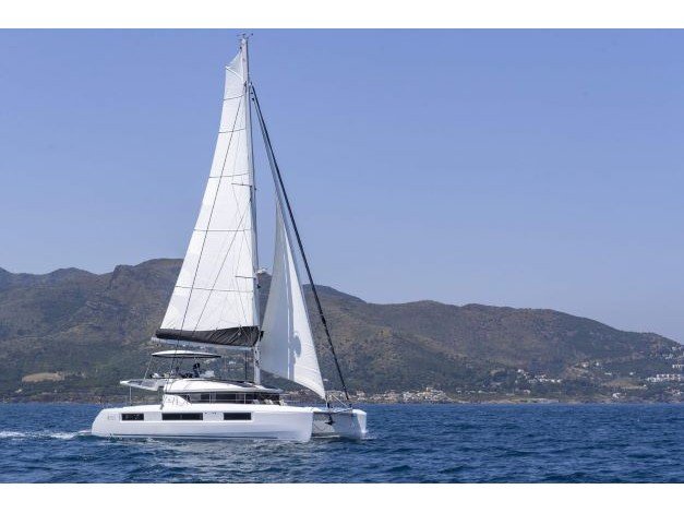 Discover Athens in style boating on this sailboat rental