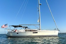 Sail in Luxury and Comfort onboard - Jeanneau Sun Odyssey 45DS